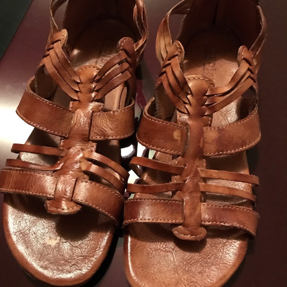 Bed Stu Cara Size 10